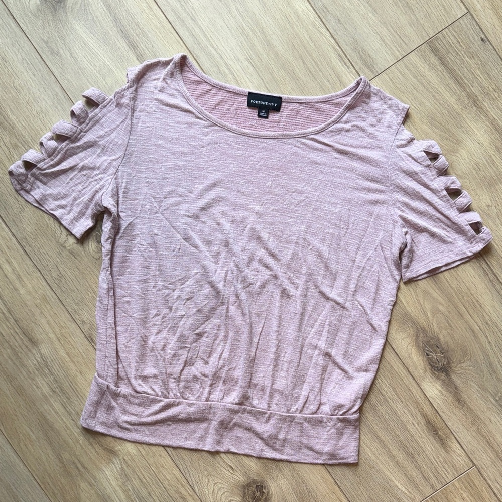 FORTUNE + IVY Light Pink Short Cut Out Decor Sleeves T Shirt Blouse